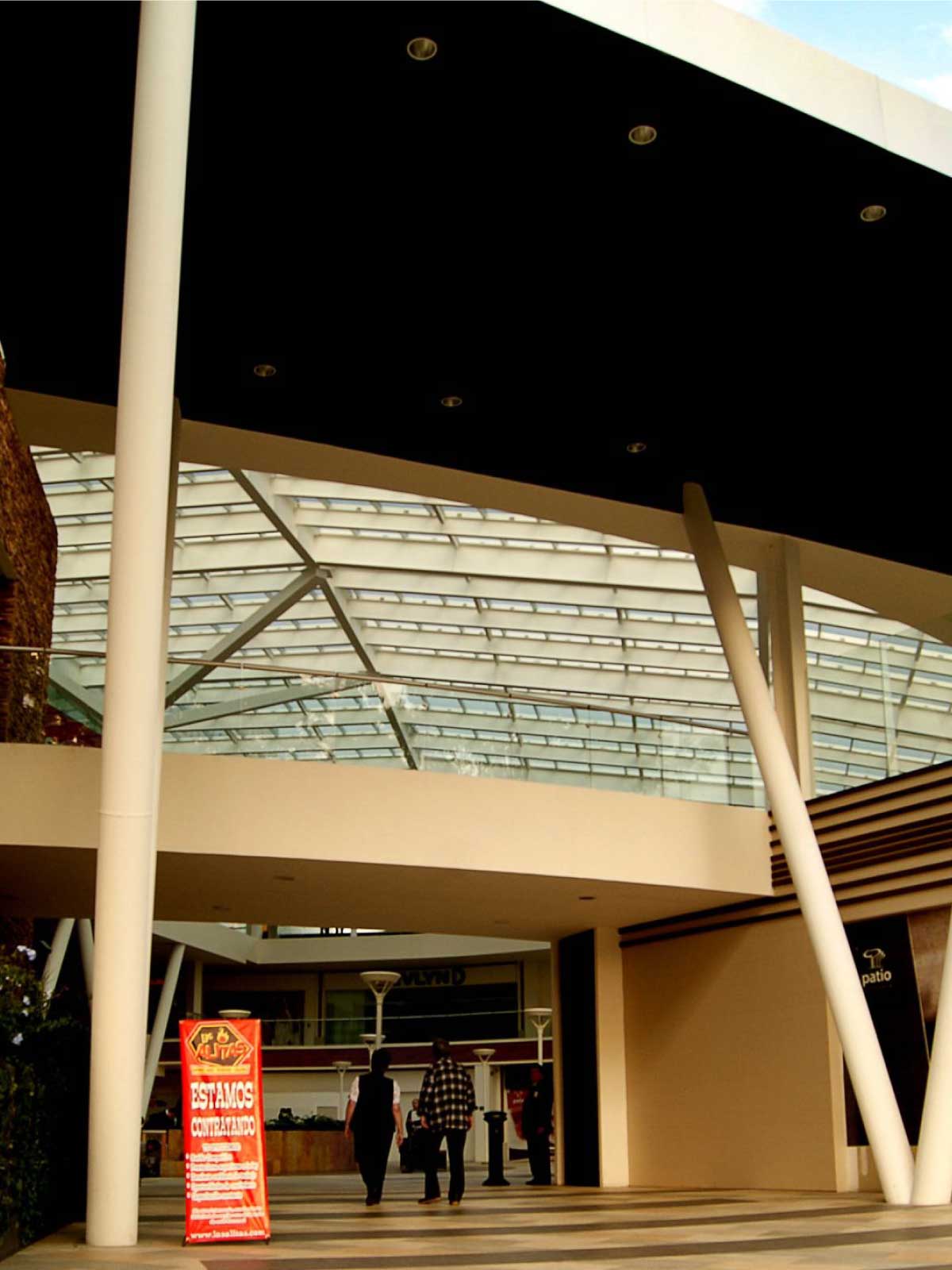 galeria_exterior_patio_claveria_1